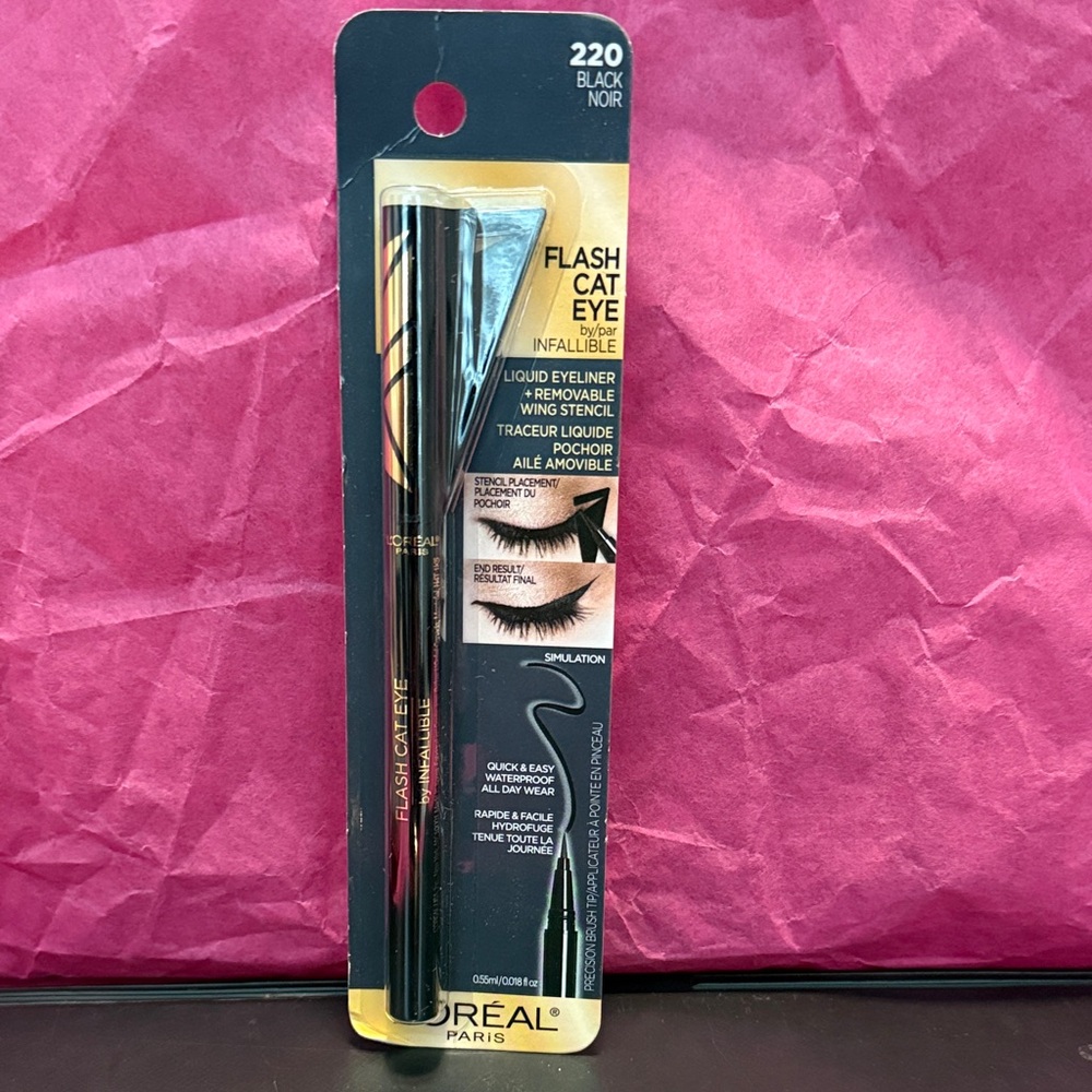 L'Oreal Flash Cat Eye Eyeliner in Noir Bundle 2/$5